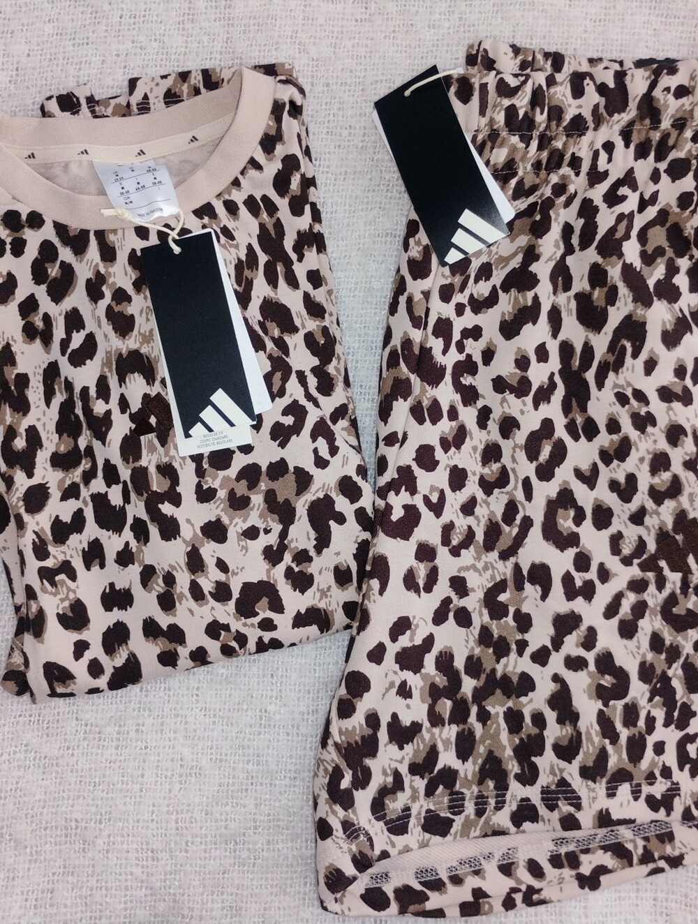 Adidas Leopard Print Short Sleeve Tee & Shorts Set M